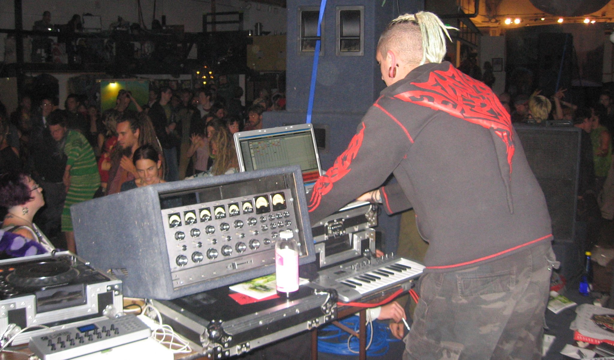 Bluetech Live Act rocking the floor